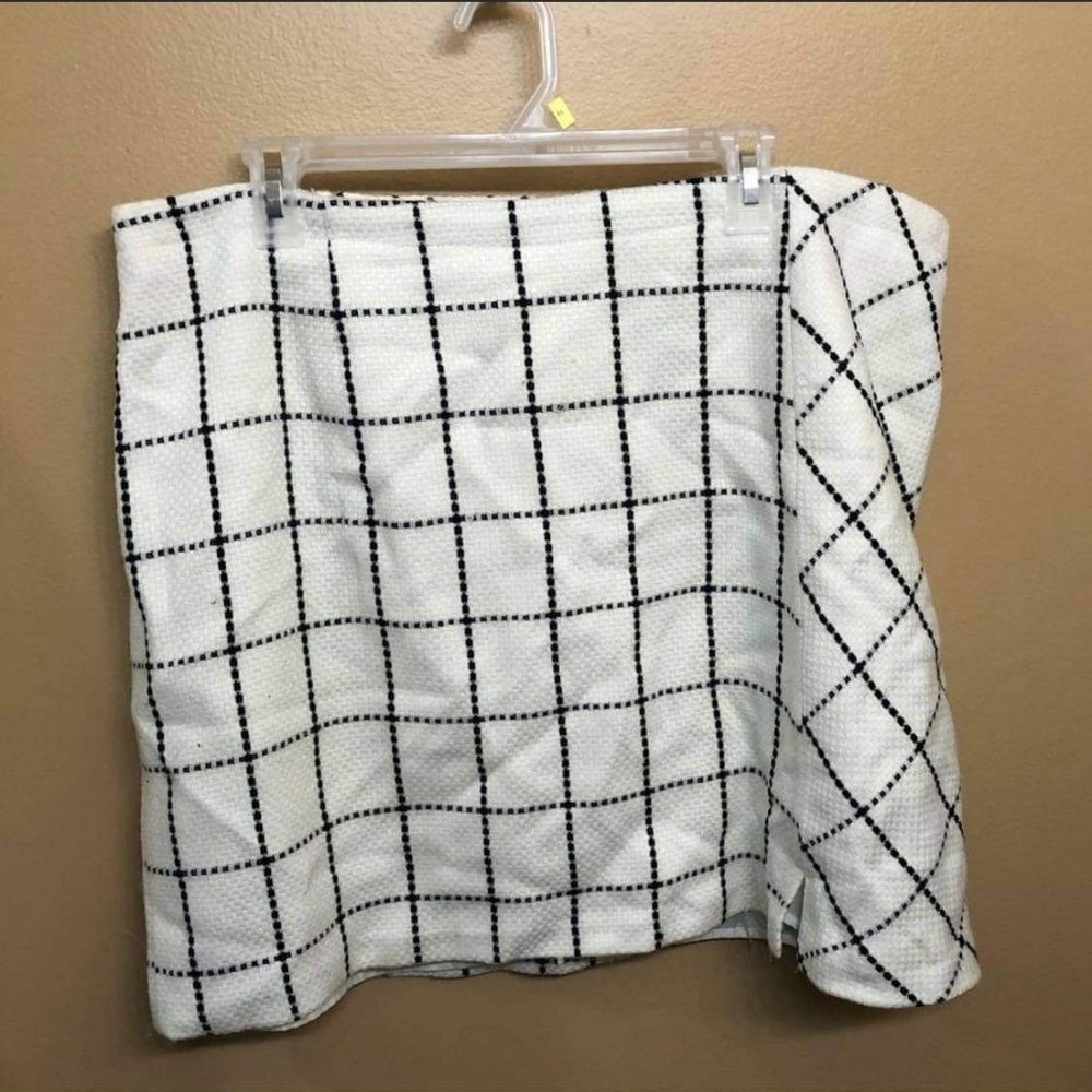 Checked skirt